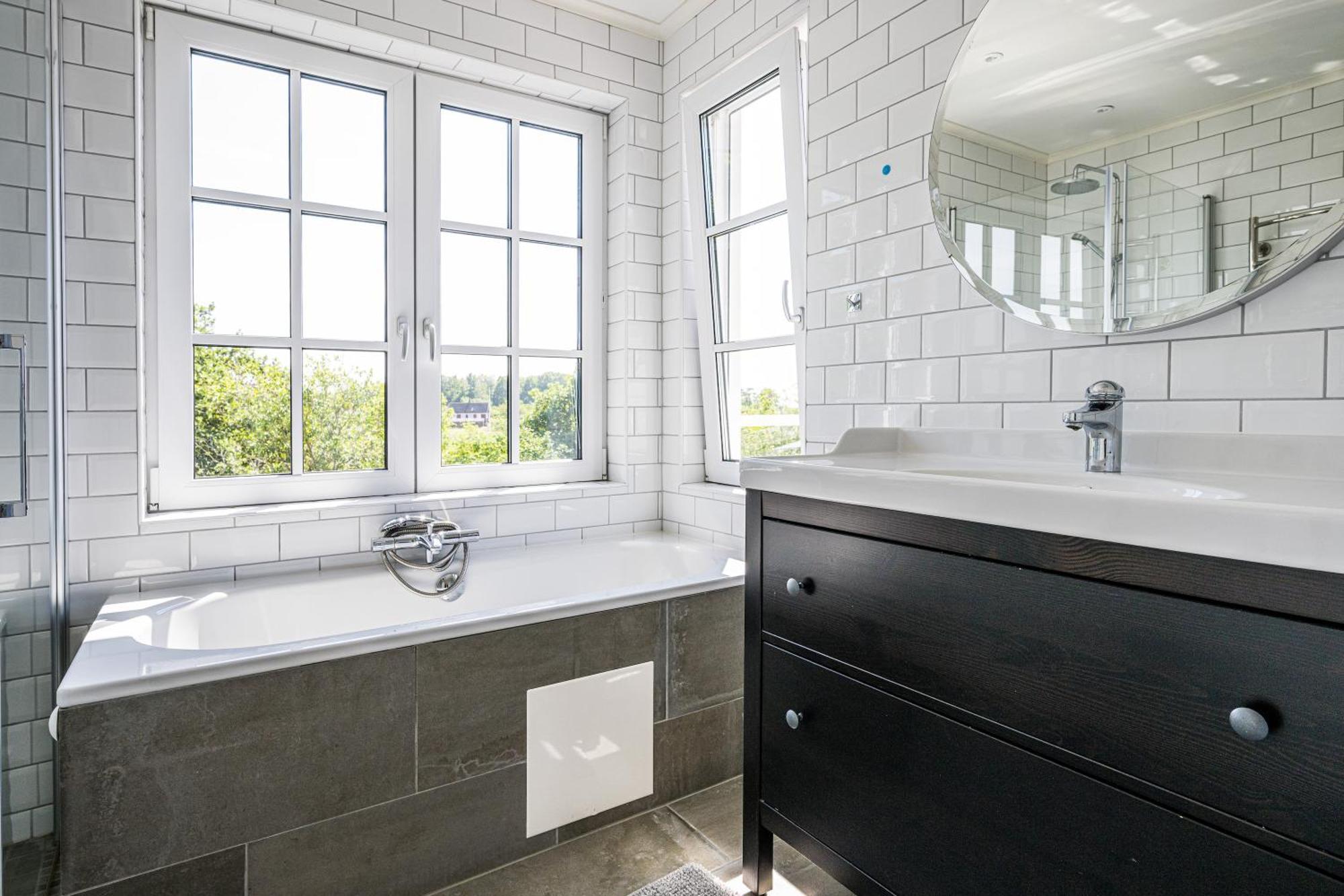 Exclusive Tranquil Villa By The Sea, Boat Available Drottningskär Exterior foto
